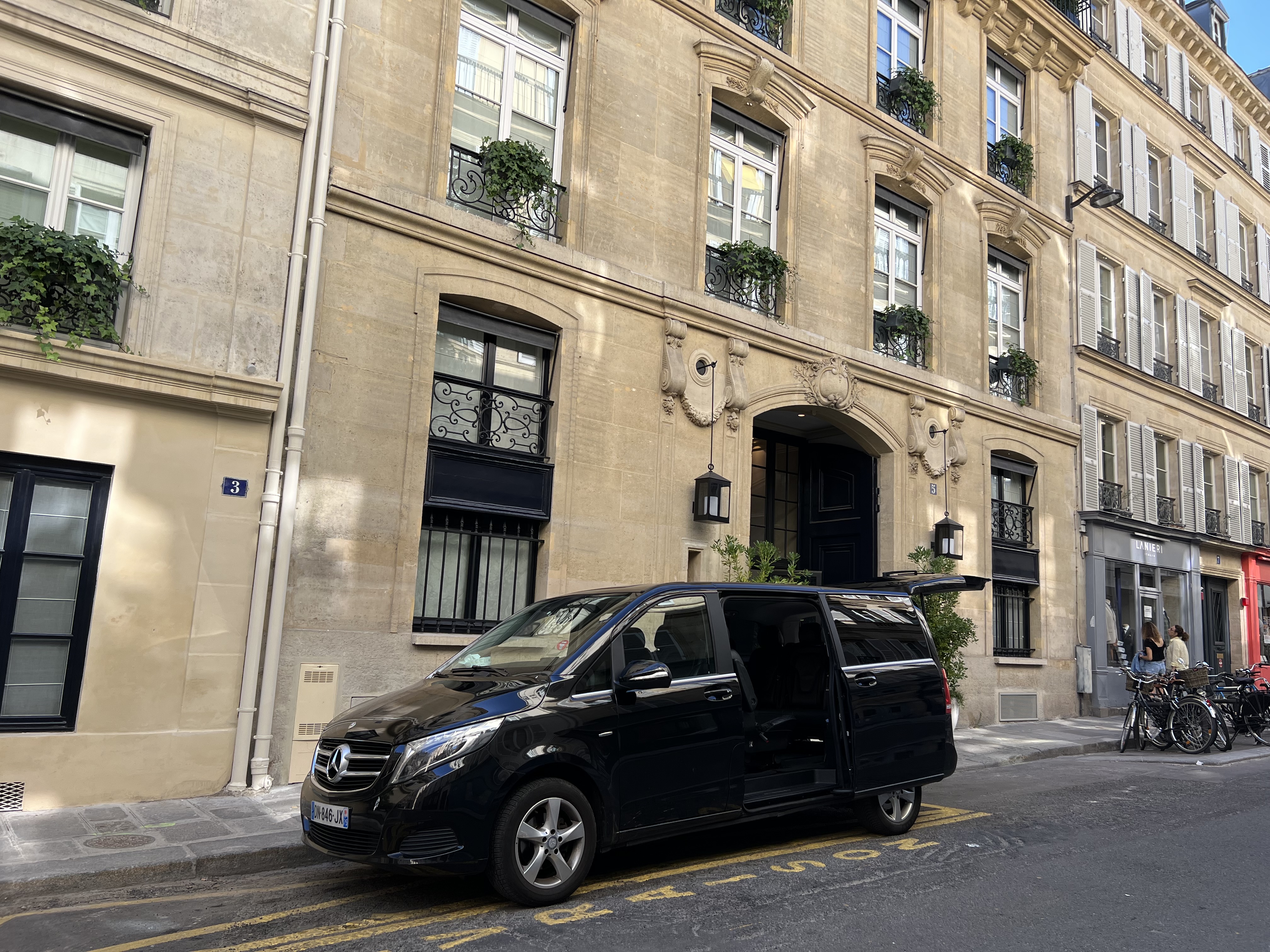 Intérieur véhicule GNN Private Driver