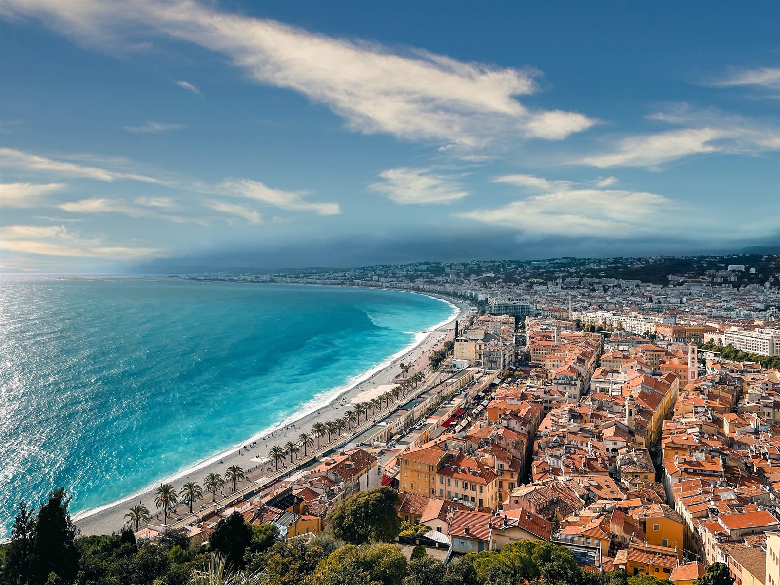 Chauffeur privé VTC à Nice — GNN Private Driver, trajet longue distance depuis Paris